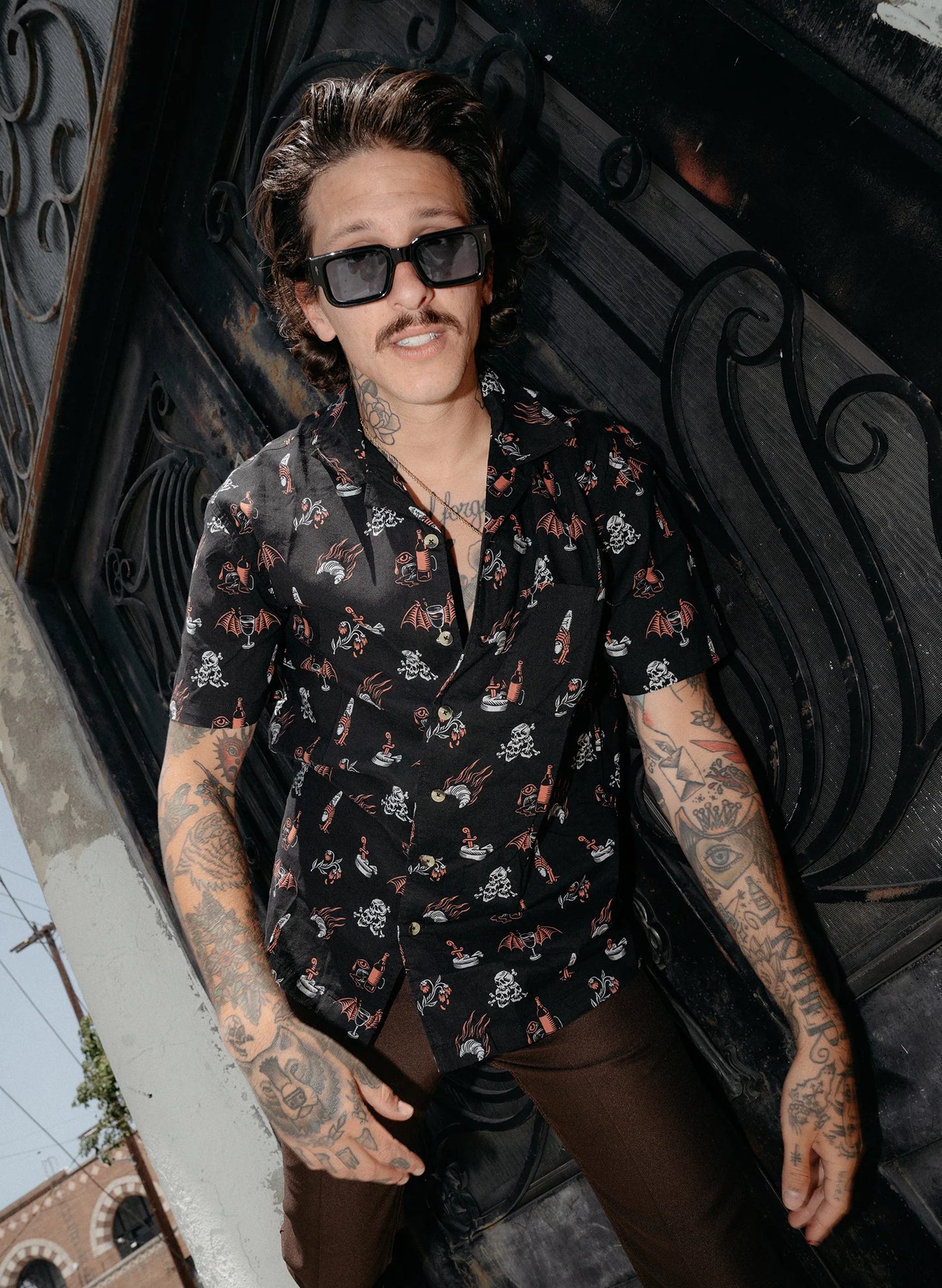 Le Sigh Button Up