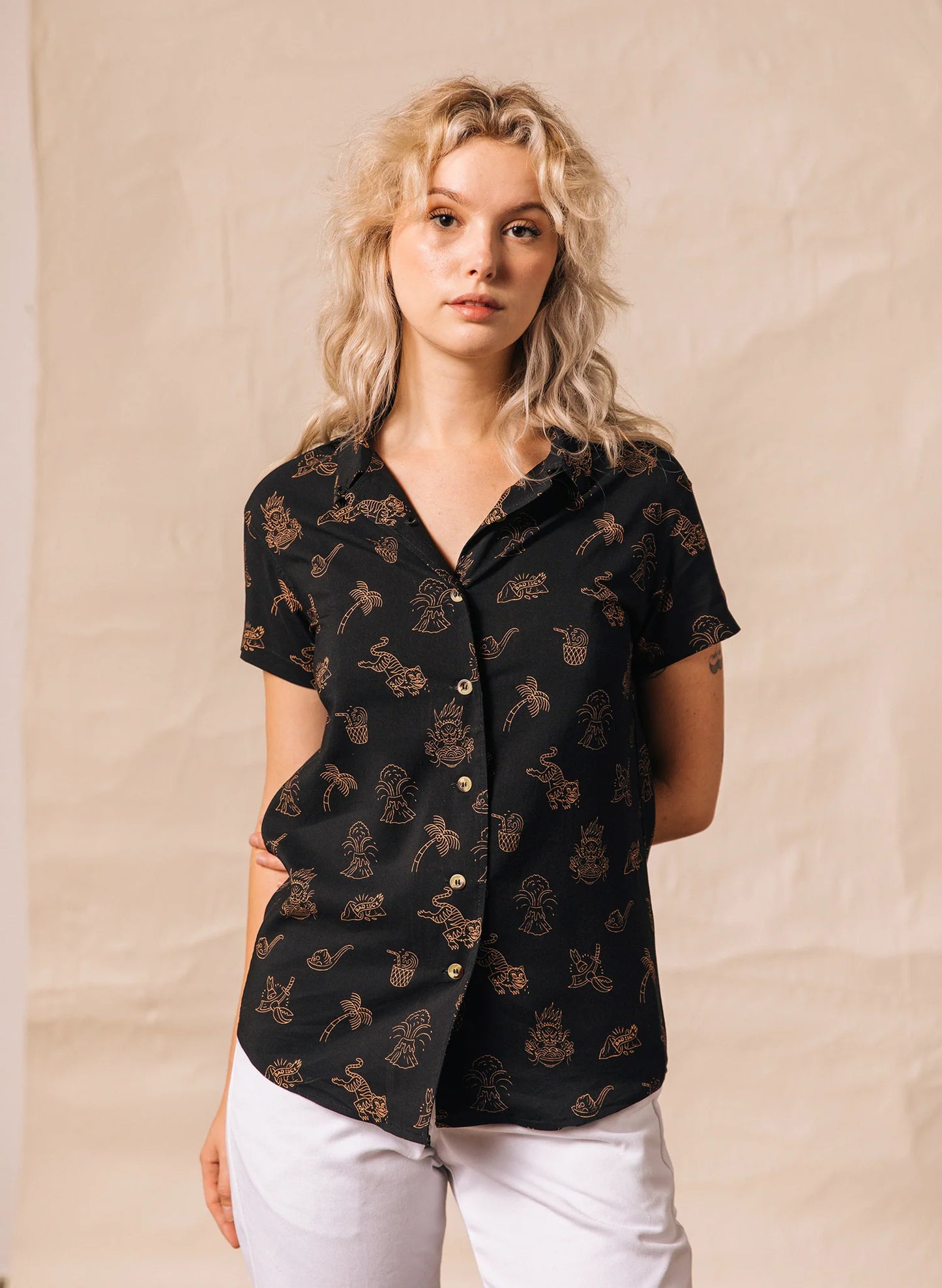 Spicy Noods Button Up